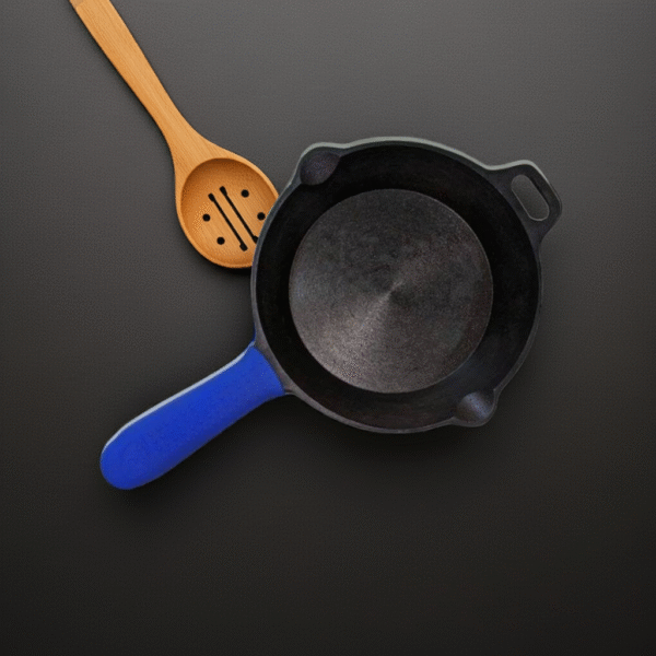 Handle Skillet ~ 8 Inches