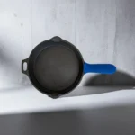 Handle Skillet ~ 9 Inches